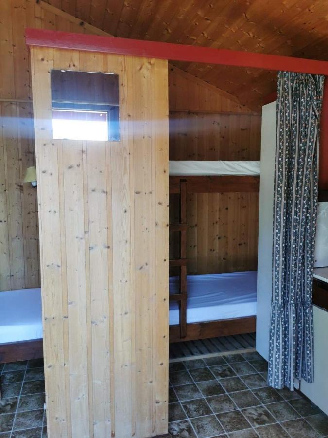 Loken Camping - Trivelig Og Idyllisk Ved Vannet Olden Exterior foto