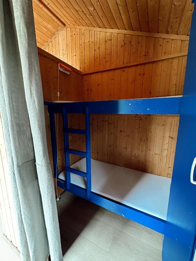 Loken Camping - Trivelig Og Idyllisk Ved Vannet Olden Exterior foto